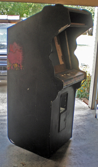 Food Fight Cabinet Left Angled